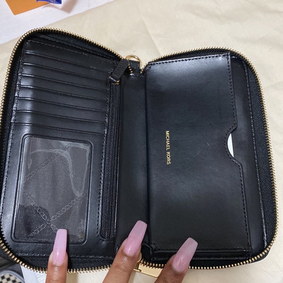 Wallet - Picture 3 of 3